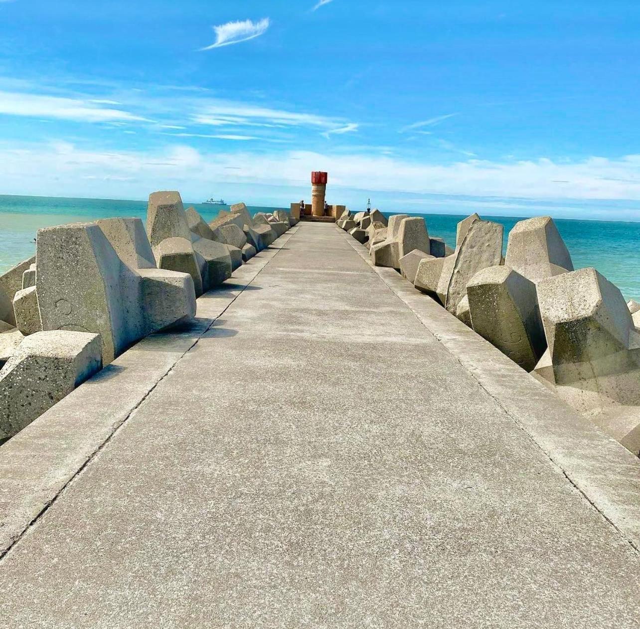 Locathome Grand-Fort-Philippe Esterno foto